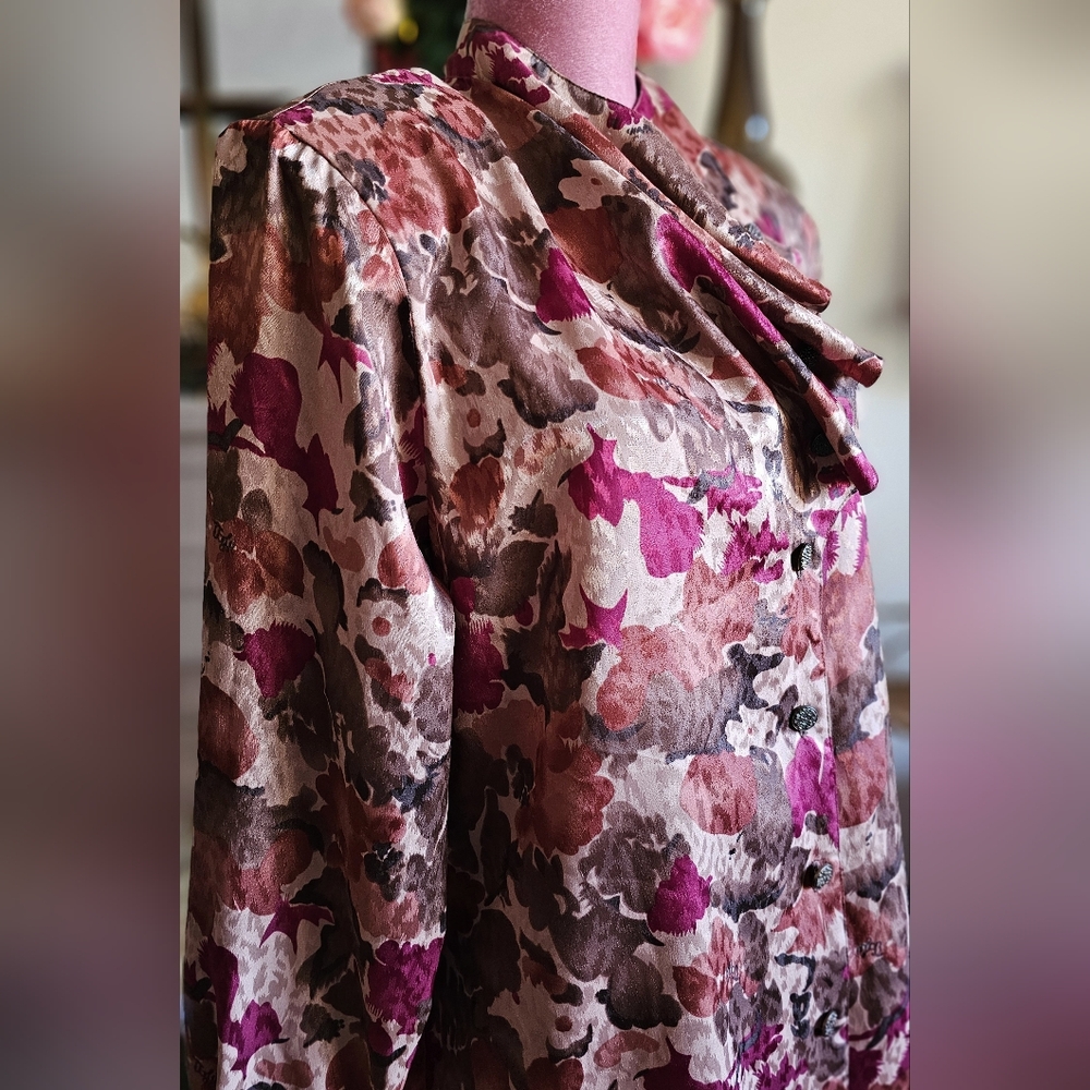 Vintage 80's Jocardi floral print blouse. Size 16.